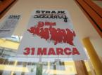 Proksa: Nauczyciele w Krakowie kończą strajk głodowy. Trwa protest okupacyjny