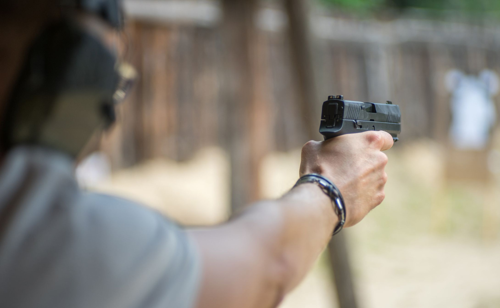 Skazanie zatarte, a broni i tak nie będzie. Przełomowy wyrok NSA uderza w żołnierza i kolekcjonerów